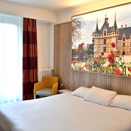Kyriad Hotel Tours Centre Екстериор снимка