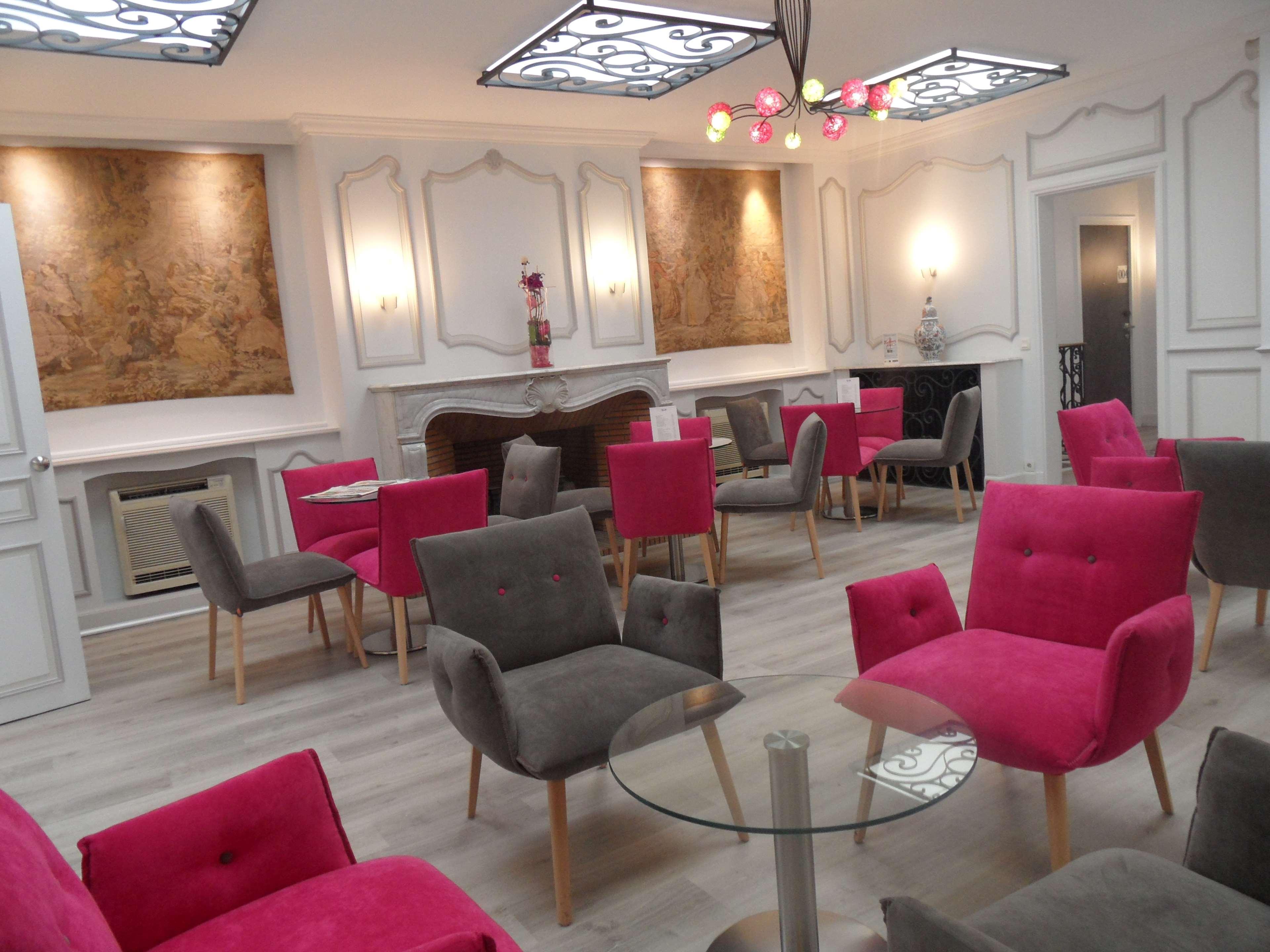 Kyriad Hotel Tours Centre Екстериор снимка