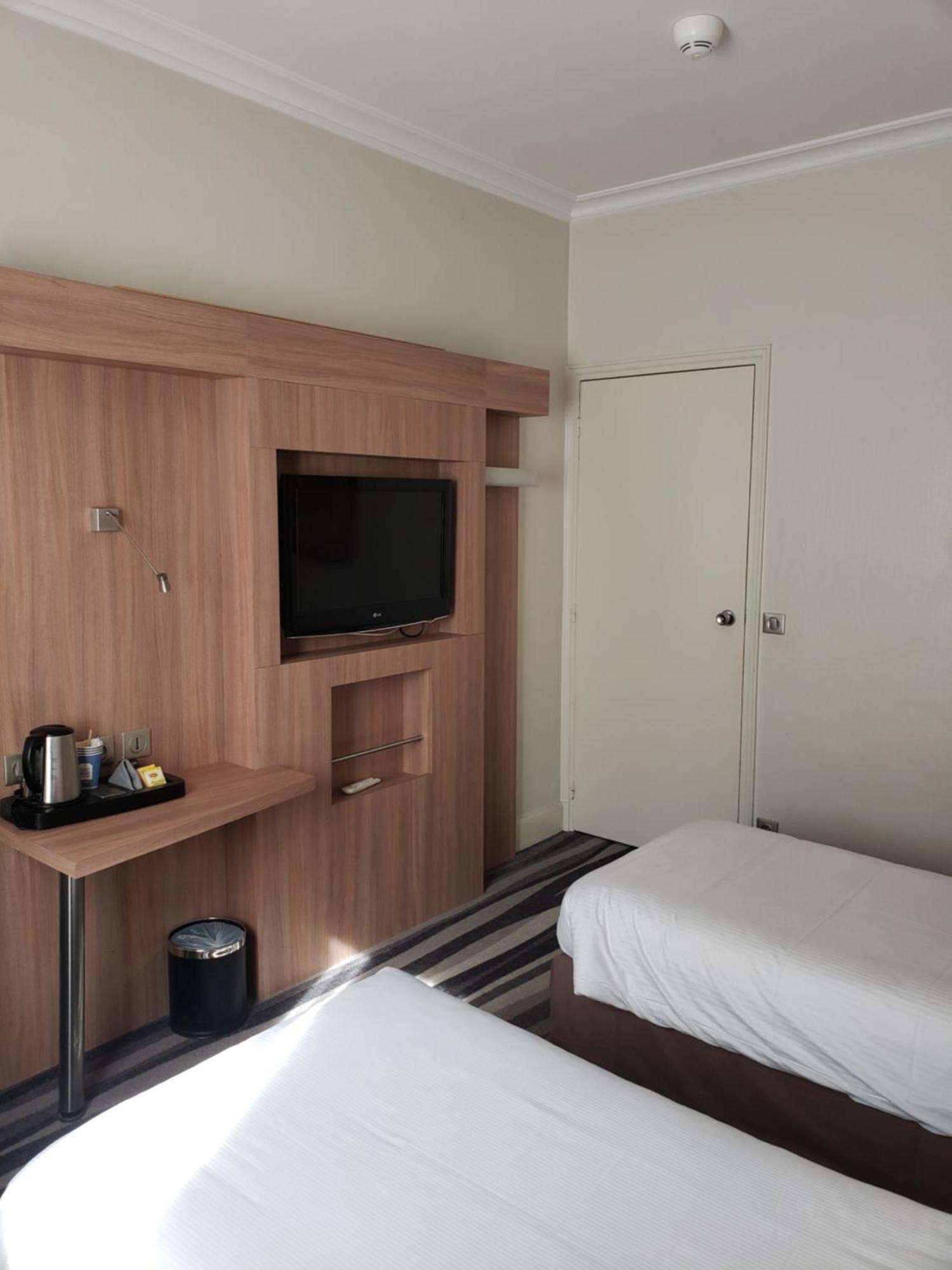Kyriad Hotel Tours Centre Екстериор снимка