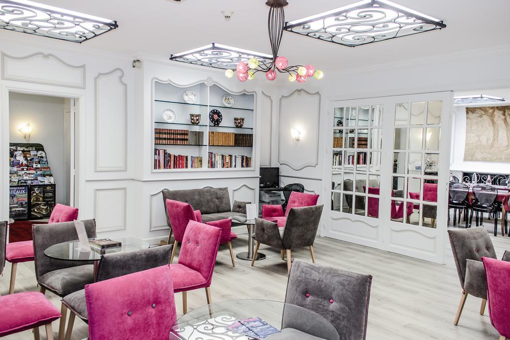 Kyriad Hotel Tours Centre Екстериор снимка