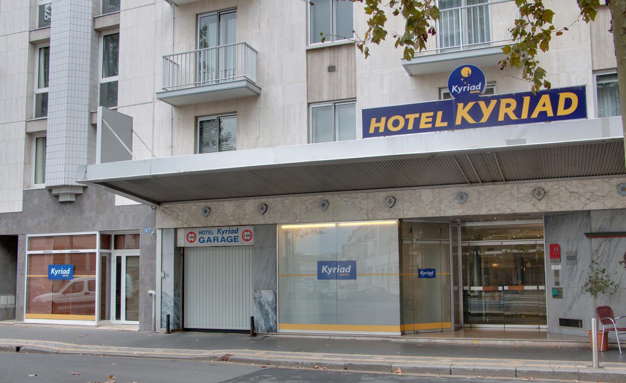 Kyriad Hotel Tours Centre Екстериор снимка